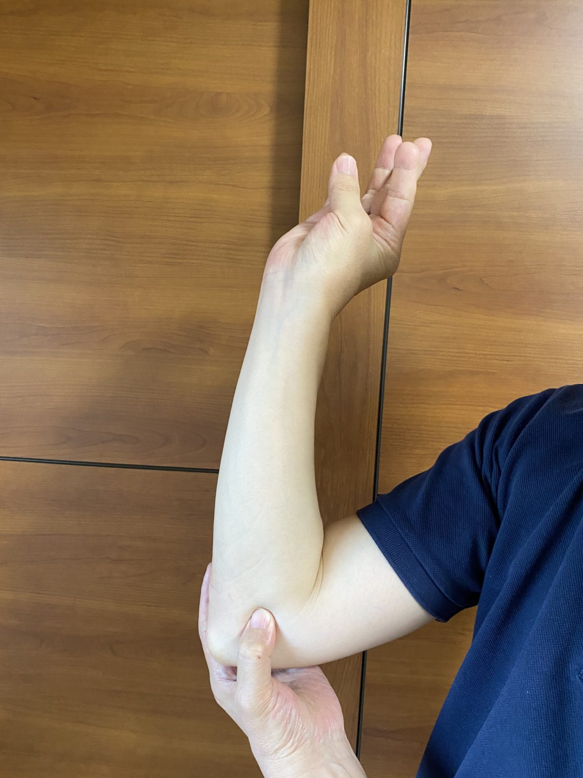 関節リウマチの肩の痛みをとる方法！腕が上がらない時の過ごし方｜リウマチ改善ブログ 完治へGO！GO！